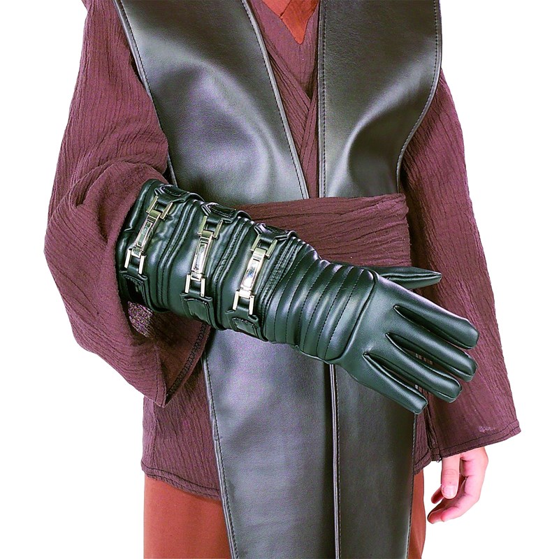 Star Wars Anakin Skywalker Child Gauntlet for the 2022 Costume season.