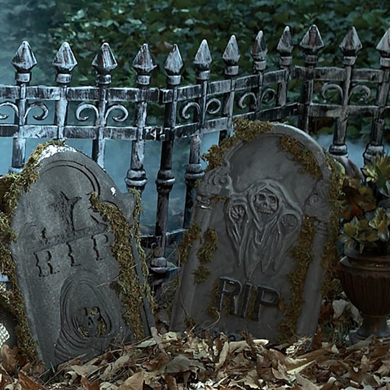 Graveyard Fence (2 count) for the 2022 Costume season.