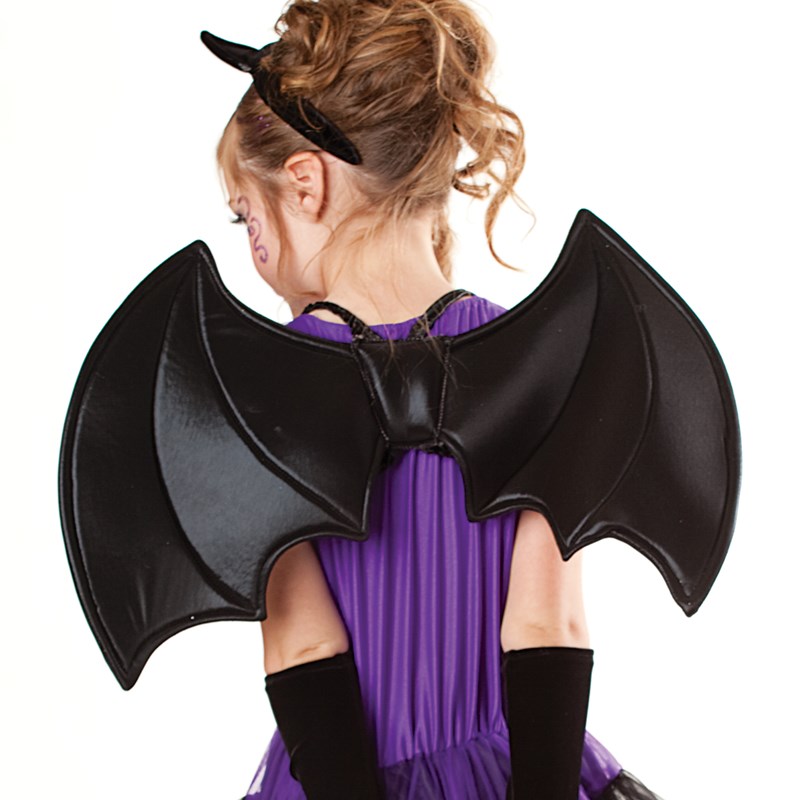 Baterina Wings Child for the 2022 Costume season.