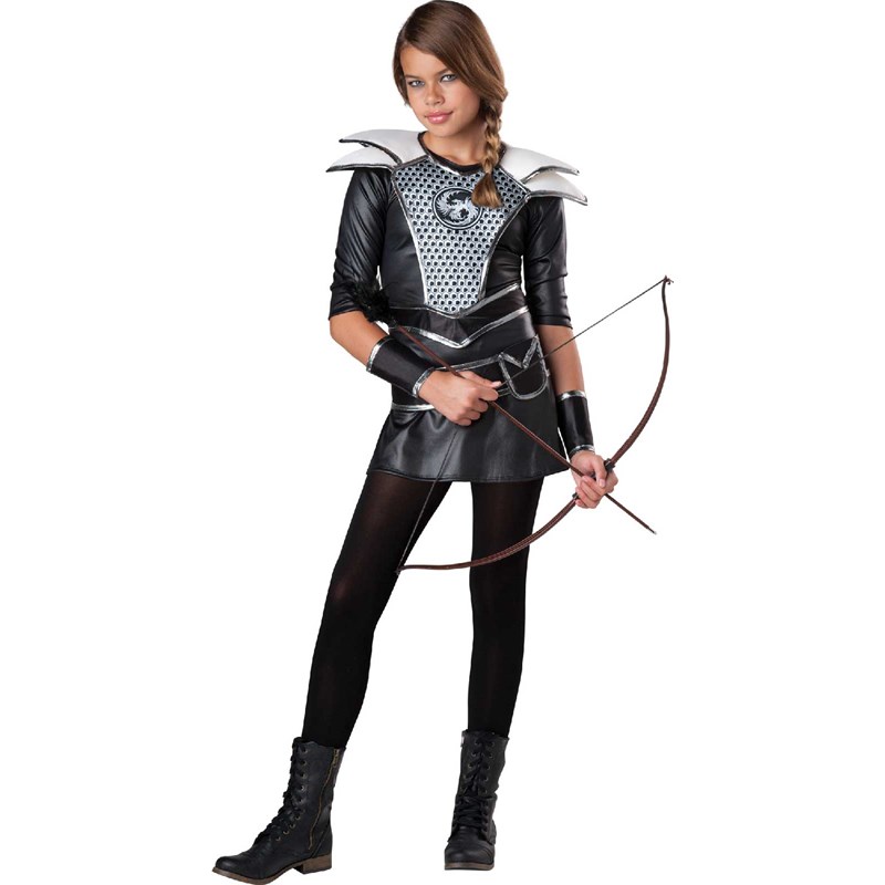 Midnight Huntress Tween Costume for the 2022 Costume season.