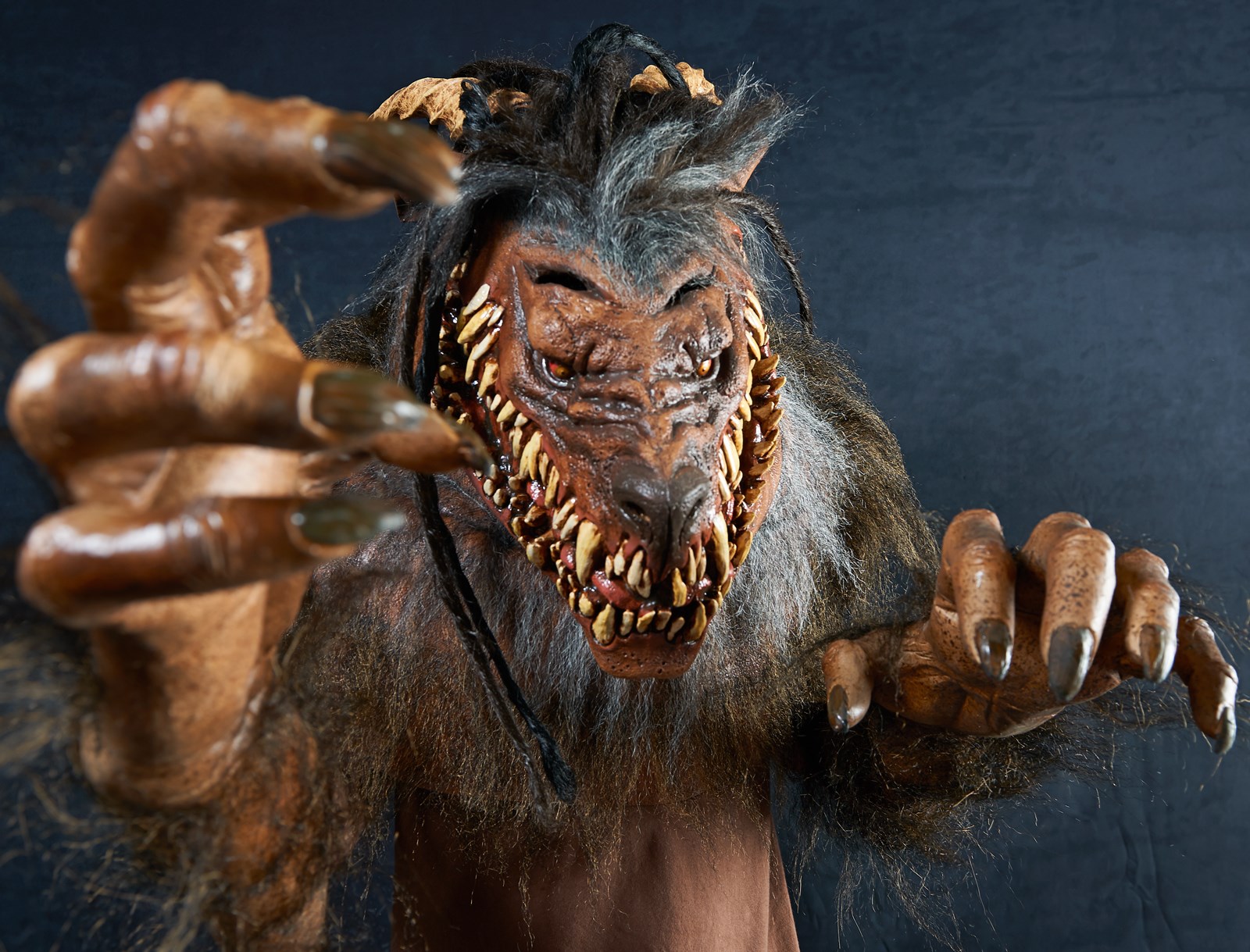 The Nightmare Collection - Snarling Werewolf Costume