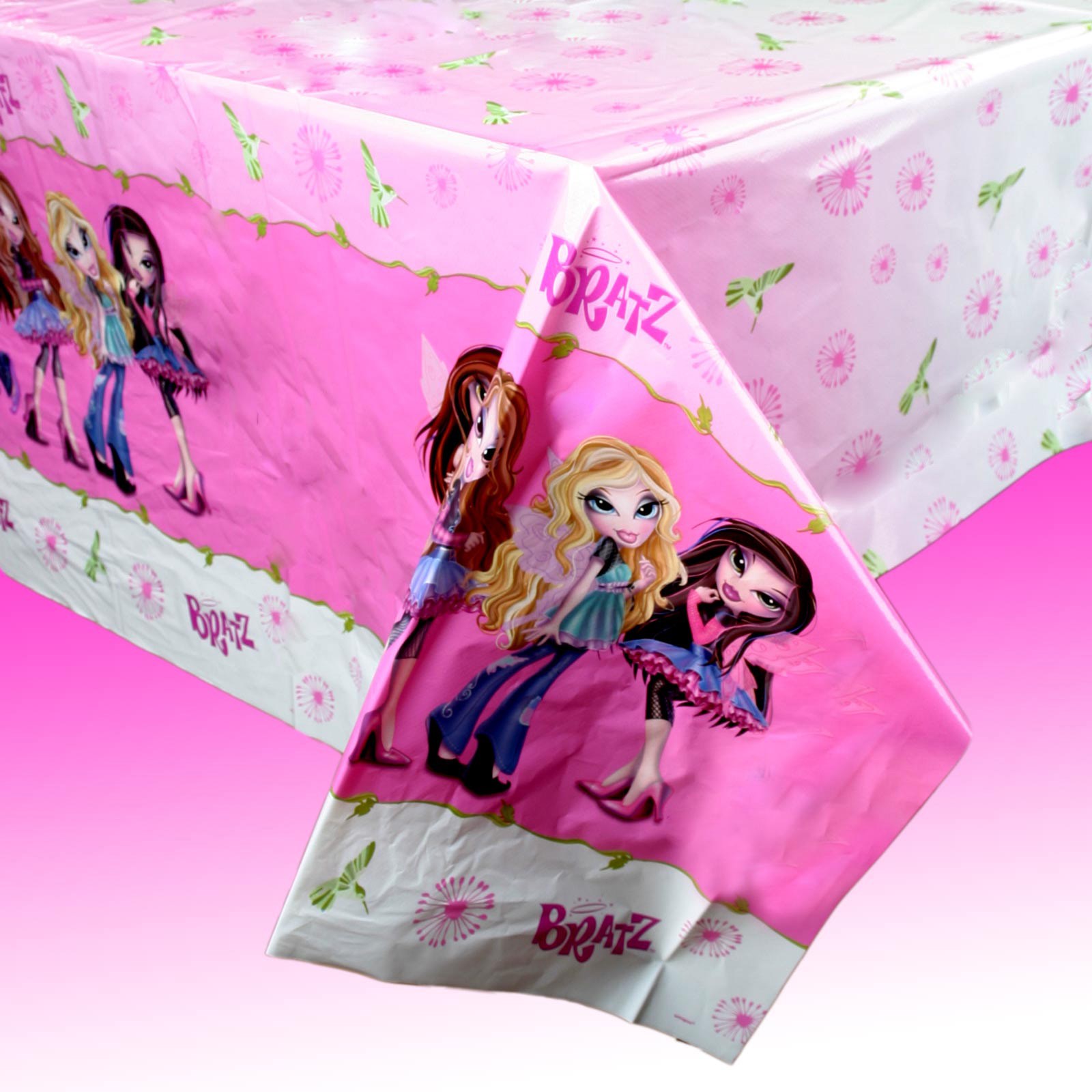 Bratz Fashion Pixiez Plastic Tablecovers